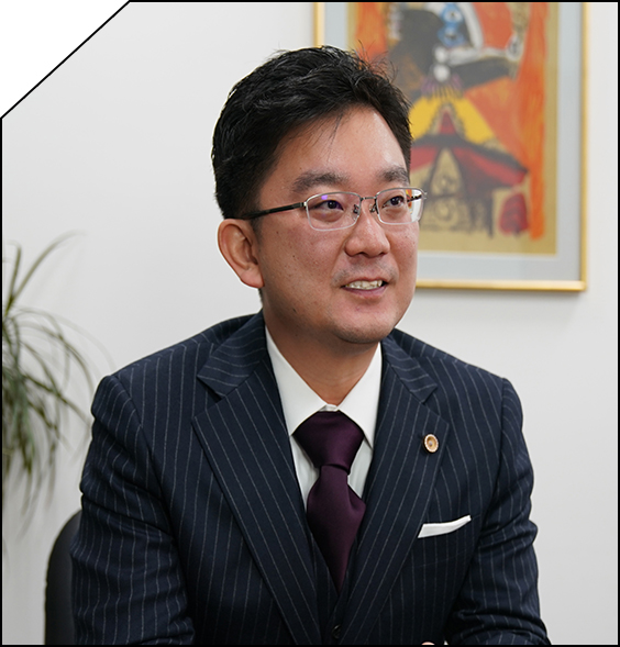 朝日弁護士法人 代表弁護士 福井 康朝